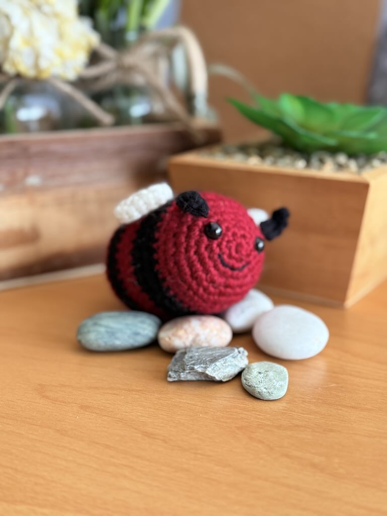 crochet little bee with red and black stripes