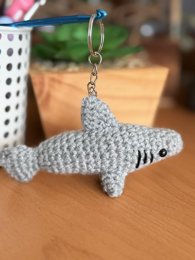 keychain handmade crochet shark toy with gray body and black gills